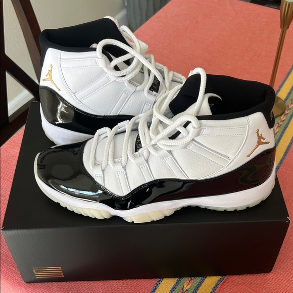 Like new Air Jordan 11 Retro